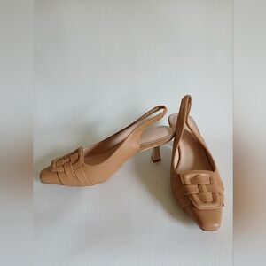 ZBY Tan Faux Leather Slingback Heels Detailed Toebox Elastic Strap Sz7.5M